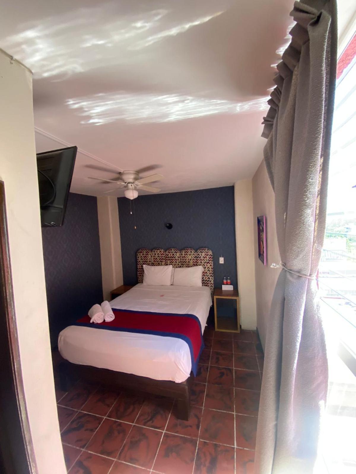 Hotel Flamingos Guadalajara Buitenkant foto